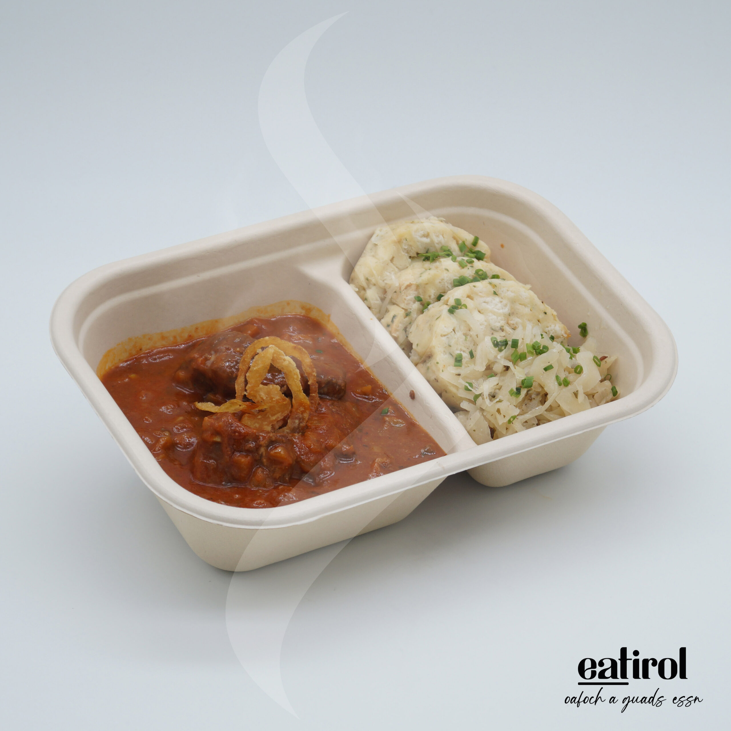 eatirol_3000x3000px_Bierfleisch_mit_Serviettenknödel_und_Bayrischkraut Bierfleisch vom Rind mit Bayrischkraut und Servietten Knödel – Bild 1