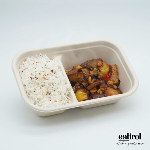 Veganes Tofu Kung Pao mit Reis